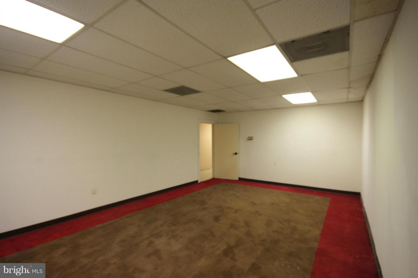 1629 Benning Rd Ne Property Photo 4