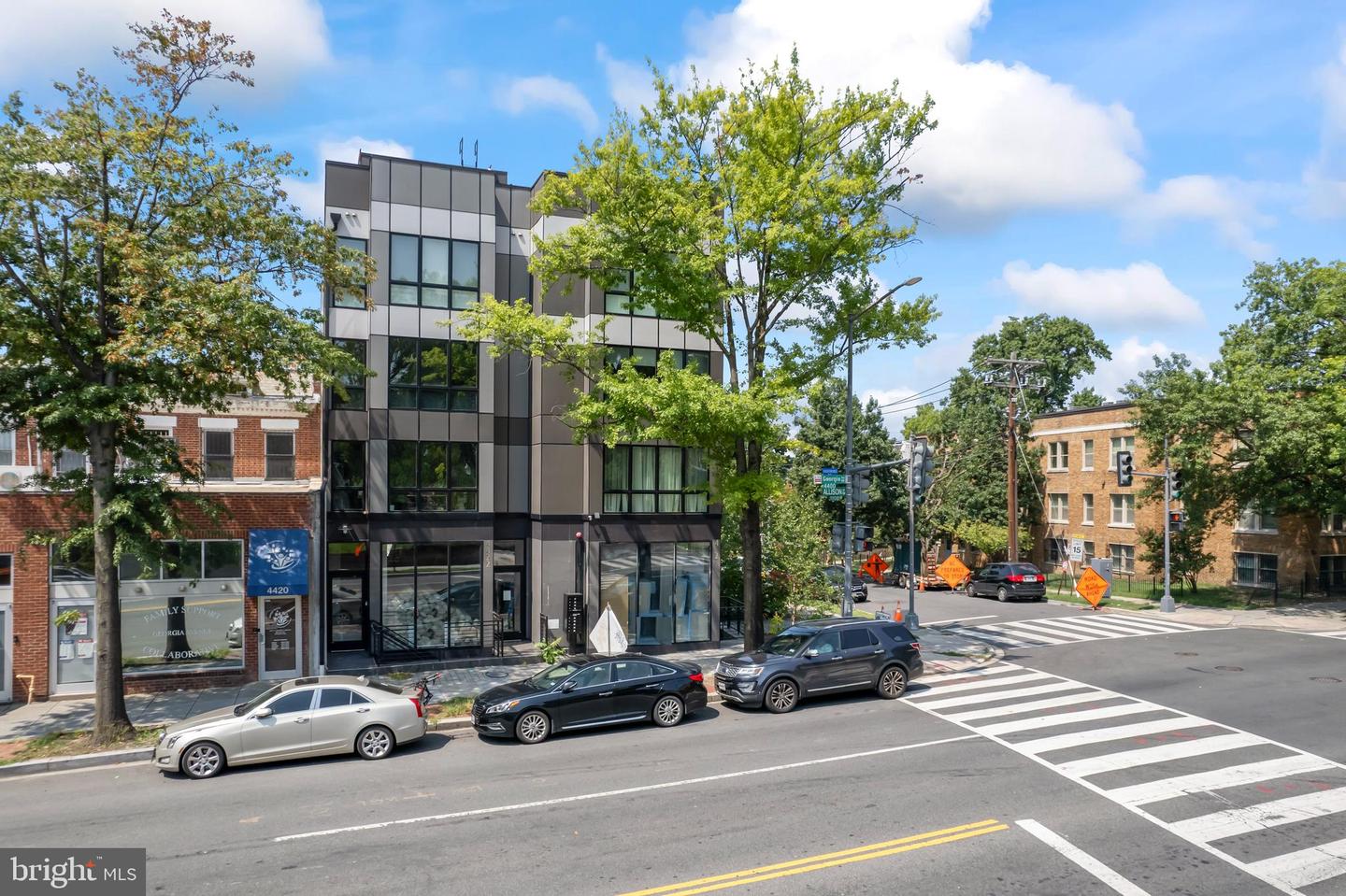 4422 Georgia Ave Nw Property Photo 3