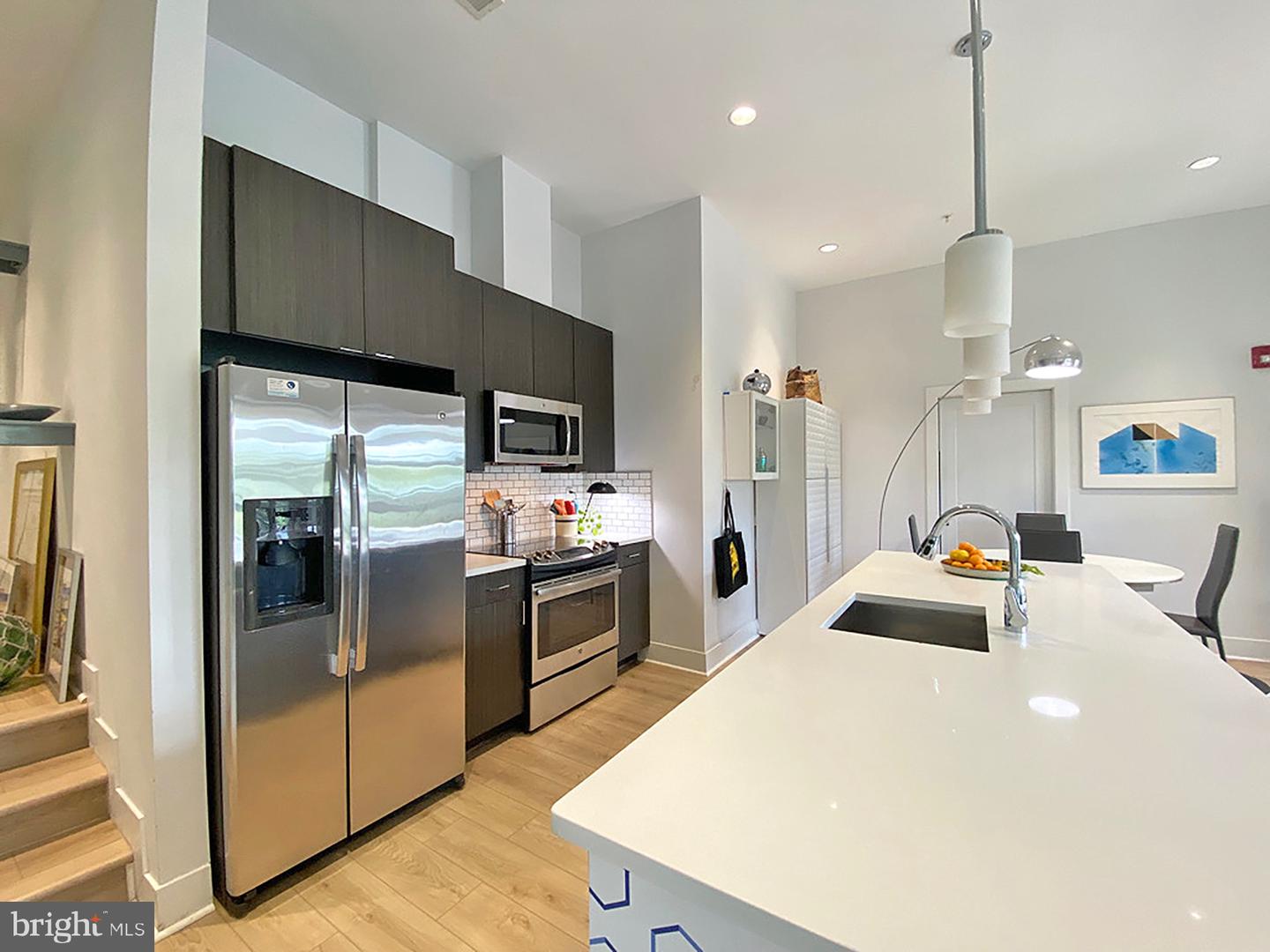 1111 Orren St Ne #300 Property Photo 10