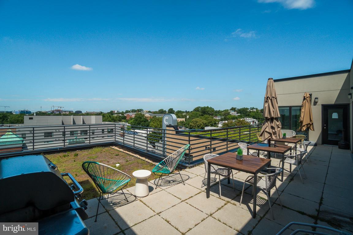 1111 Orren St Ne #300 Property Photo 45