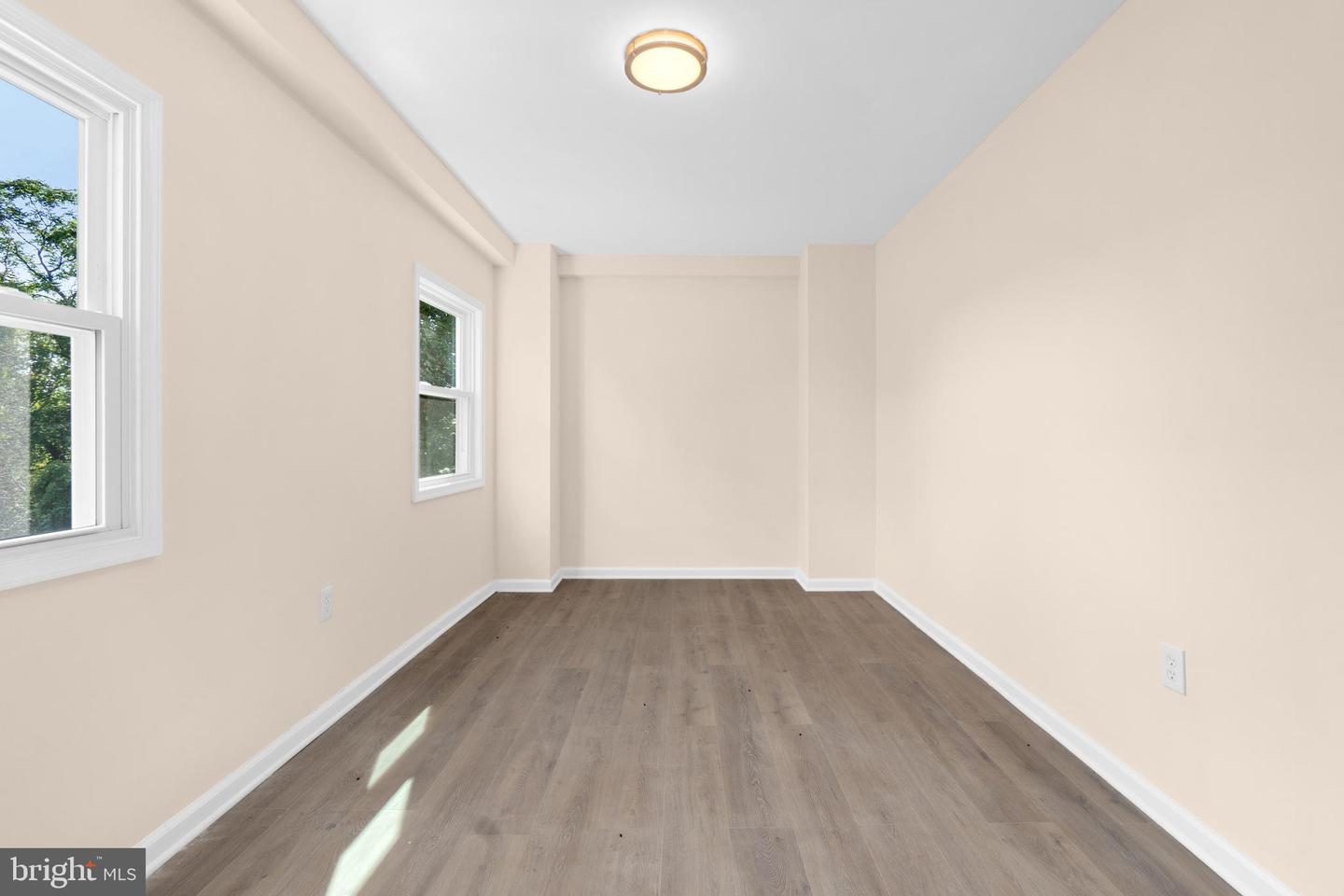 3158 Buena Vista Ter Se #1 Property Photo 12