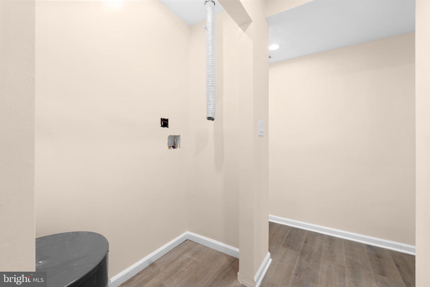 3158 Buena Vista Ter Se #1 Property Photo 15