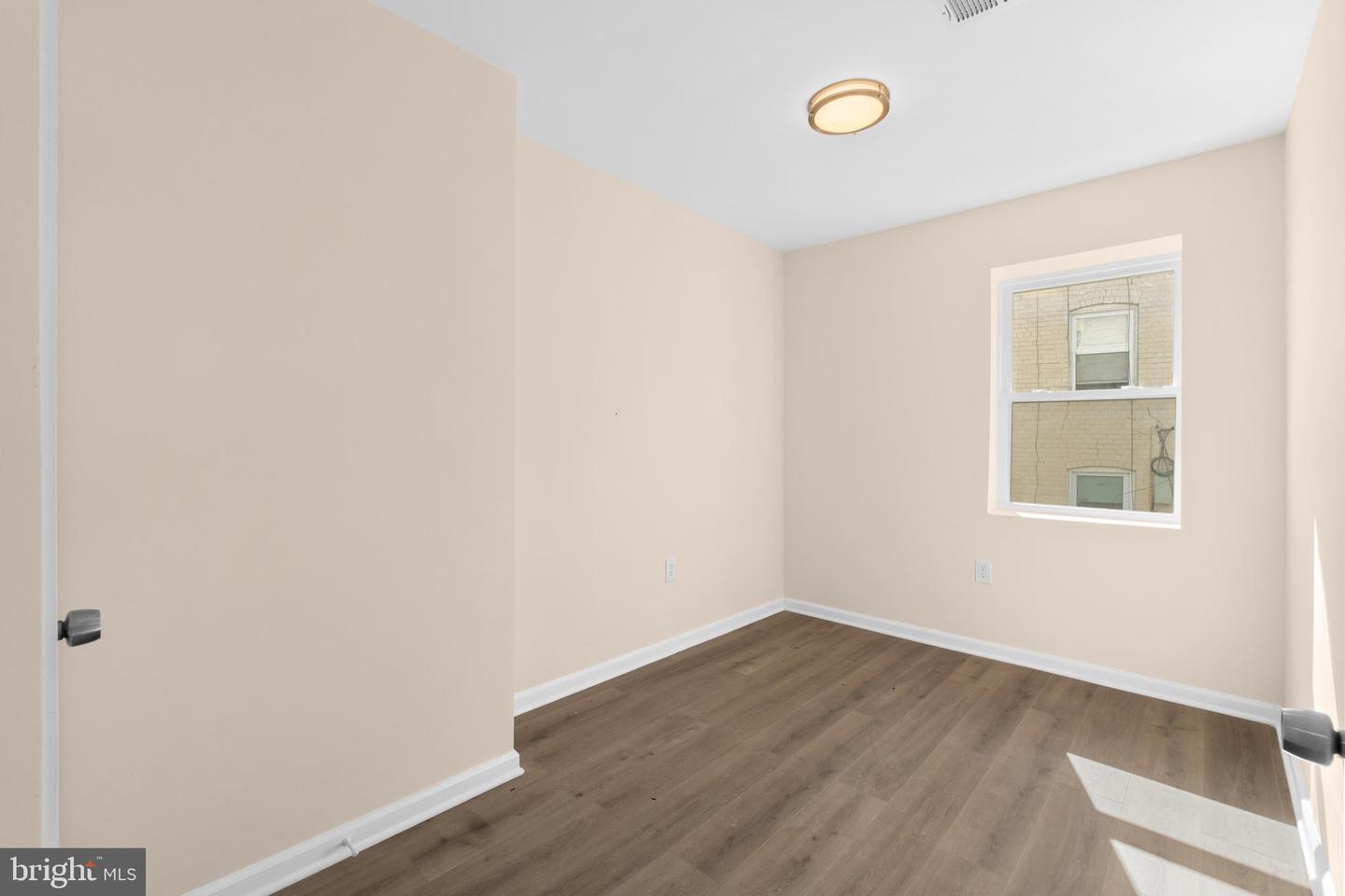 3158 Buena Vista Ter Se #1 Property Photo 16