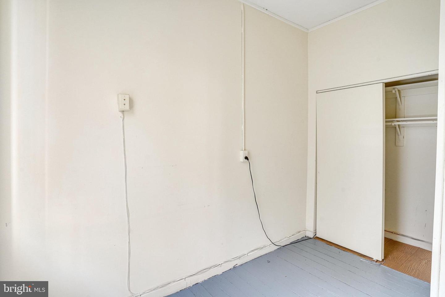 715 G St Se Property Photo 24
