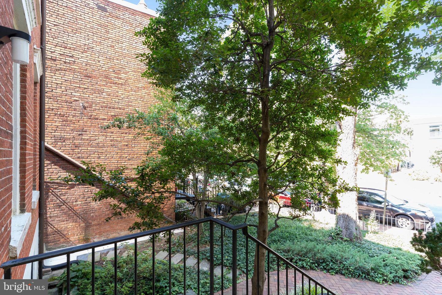 715 G St Se Property Photo 30