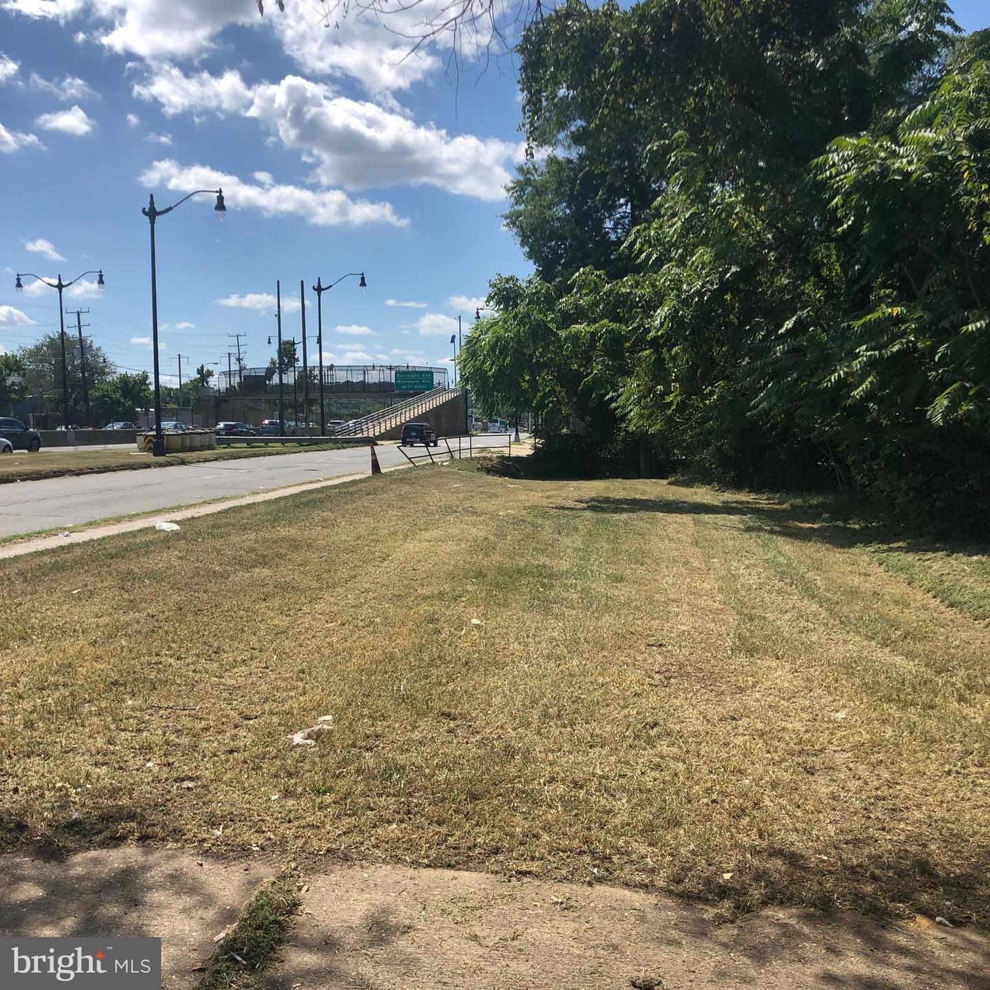 Keni Kenilworth Avenue Ave Ne Property Photo 1
