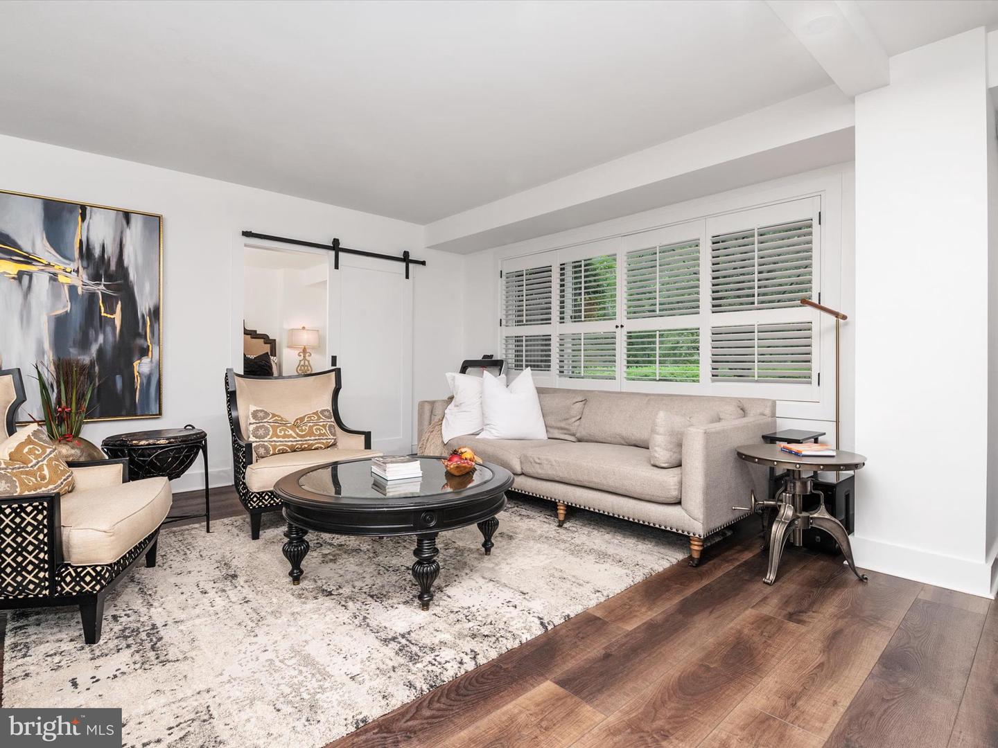 4201 Cathedral Ave Nw #t10e Property Photo 6