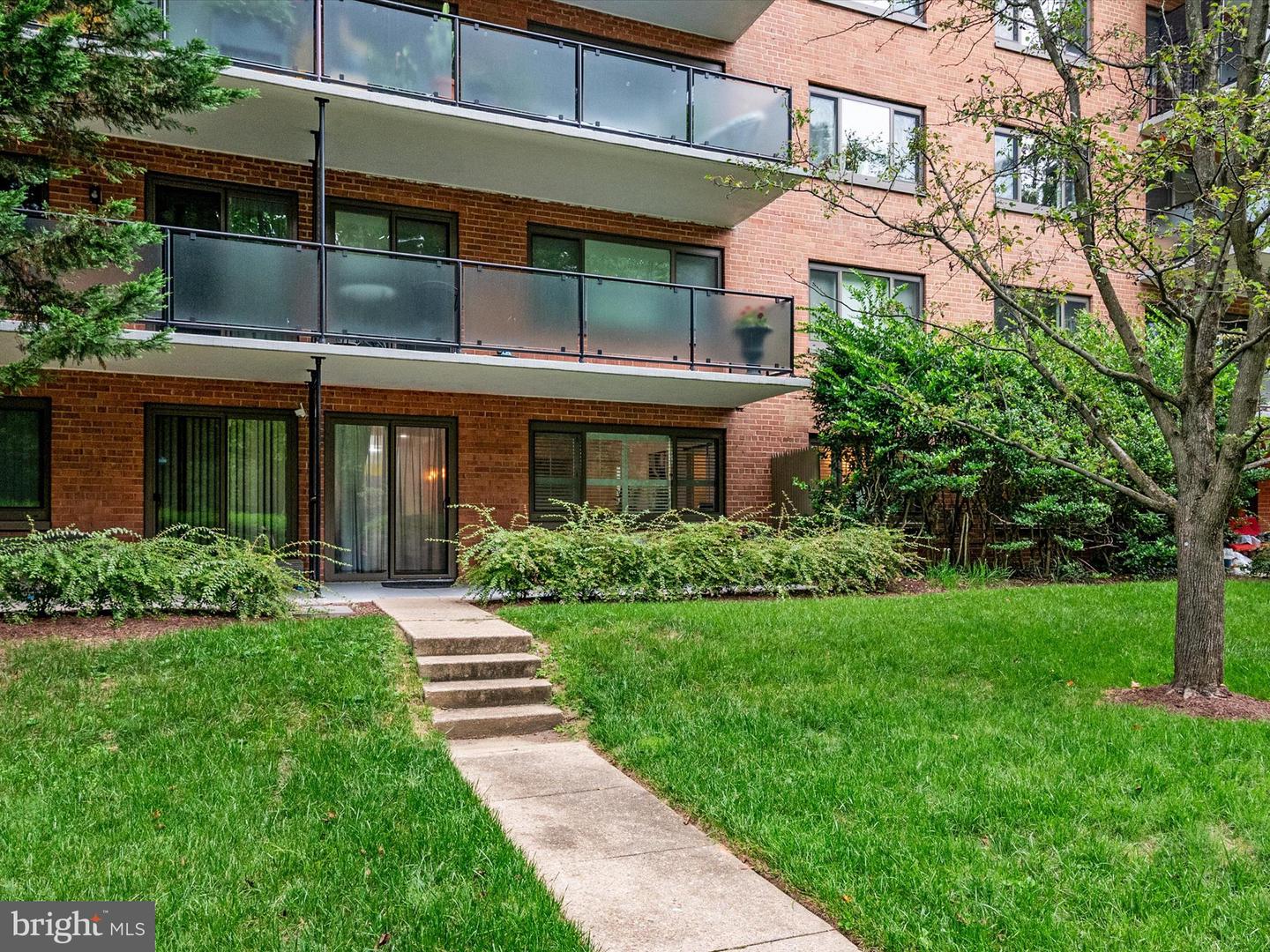 4201 Cathedral Ave Nw #t10e Property Photo 18