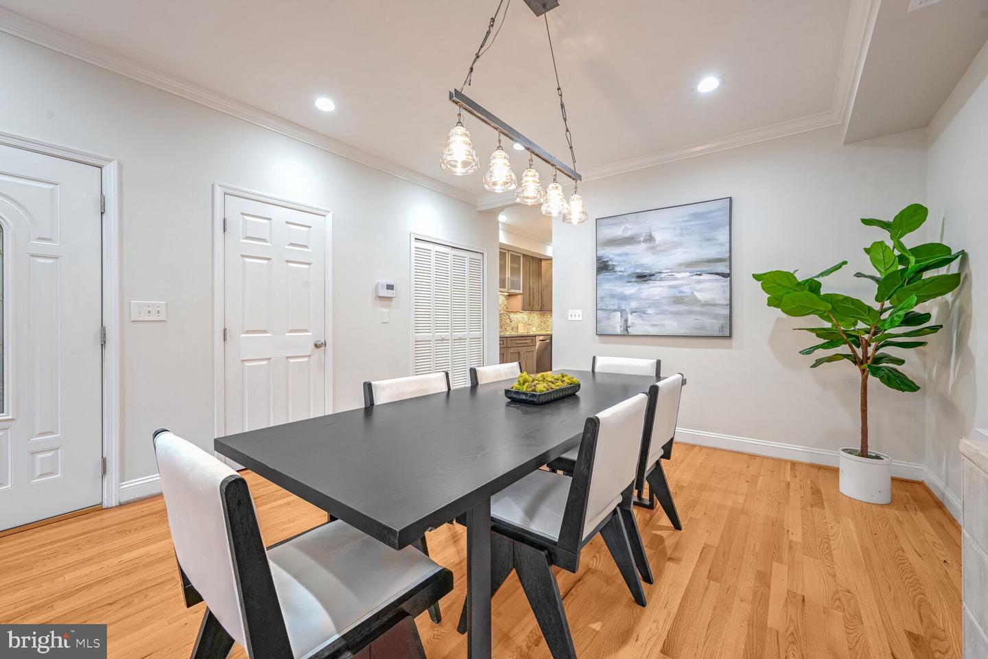 1208 V St Nw Property Photo 10