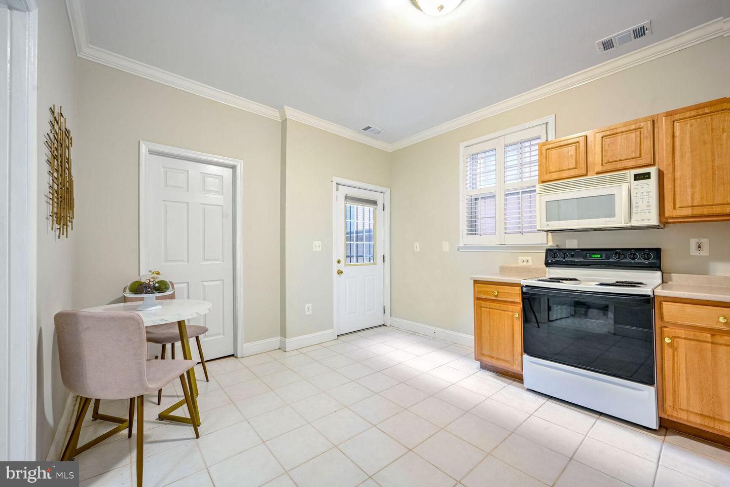 1208 V St Nw Property Photo 37