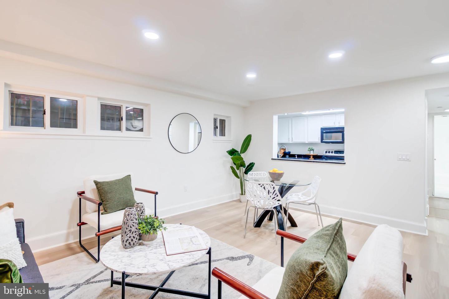 1673 Park Rd Nw #b2 Property Photo 5