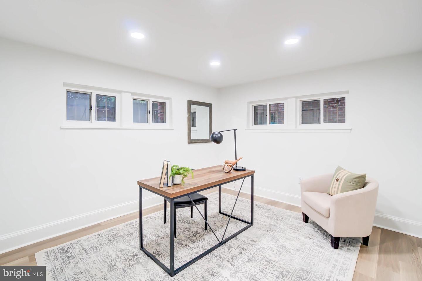 1673 Park Rd Nw #b2 Property Photo 14