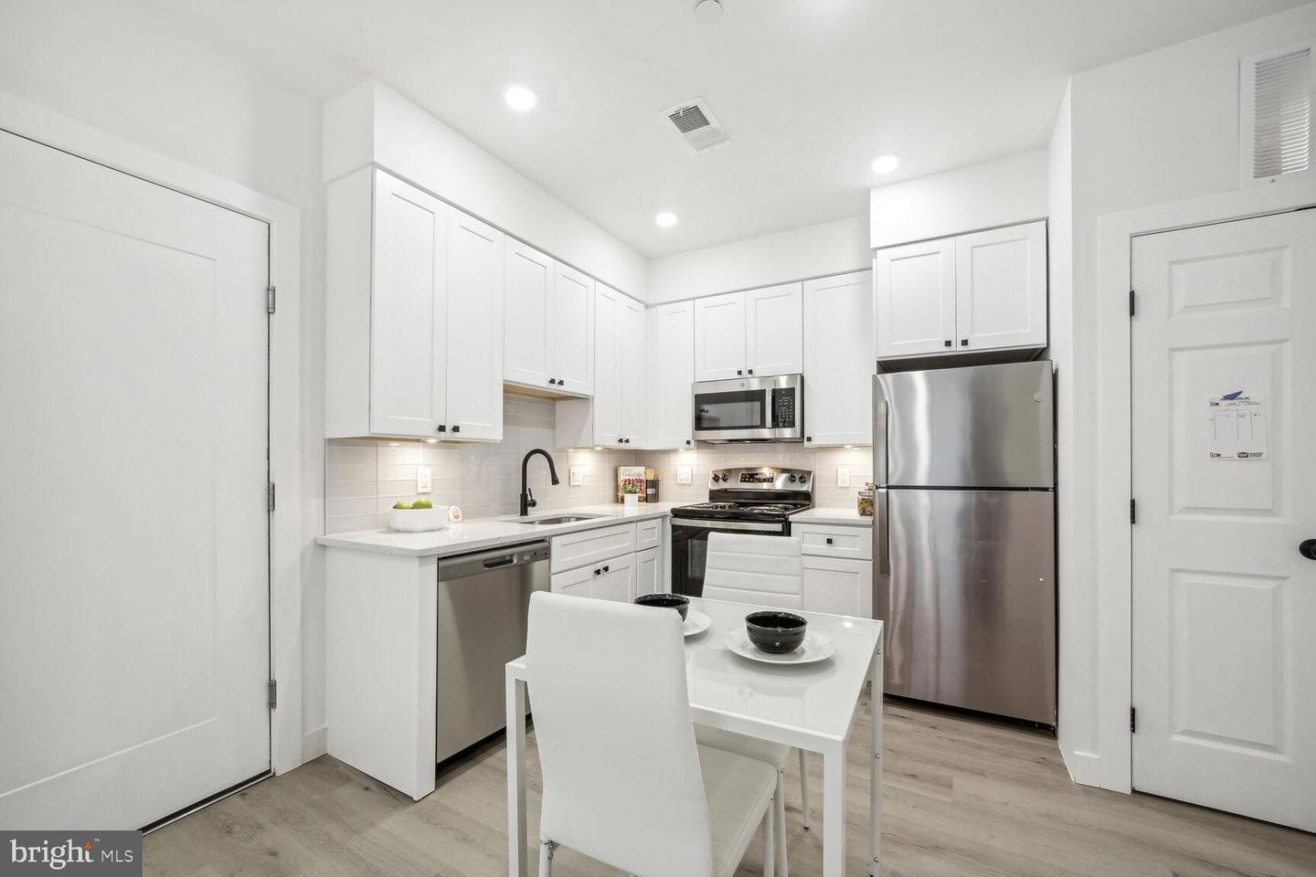 2495 Alabama Ave Se #b02 Property Photo 2