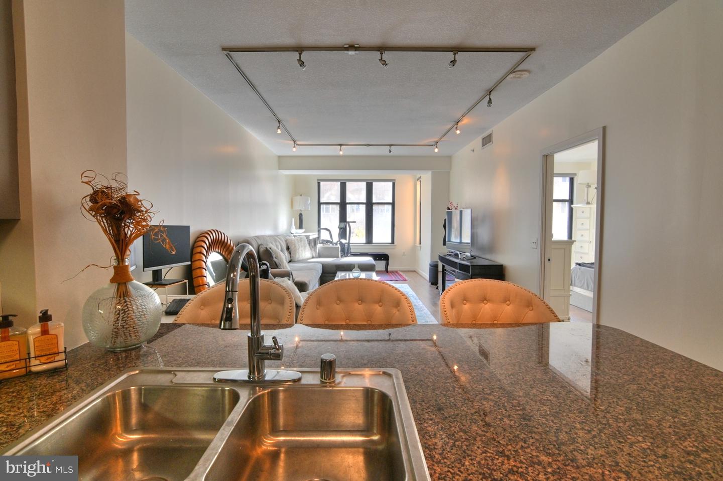 400 Massachusetts Ave Nw #423 Property Photo 20