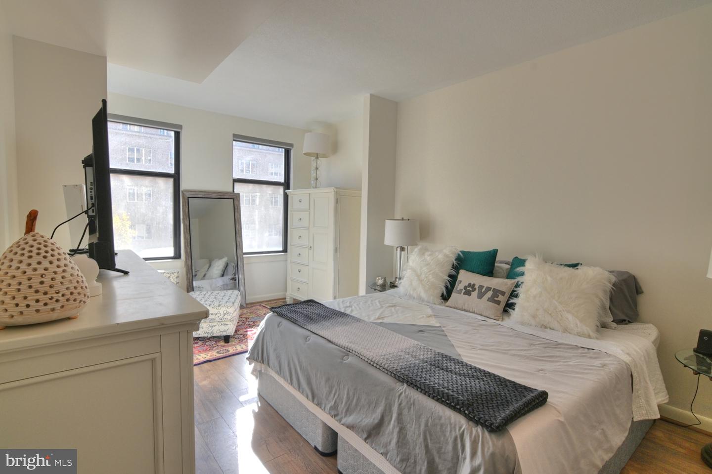 400 Massachusetts Ave Nw #423 Property Photo 32
