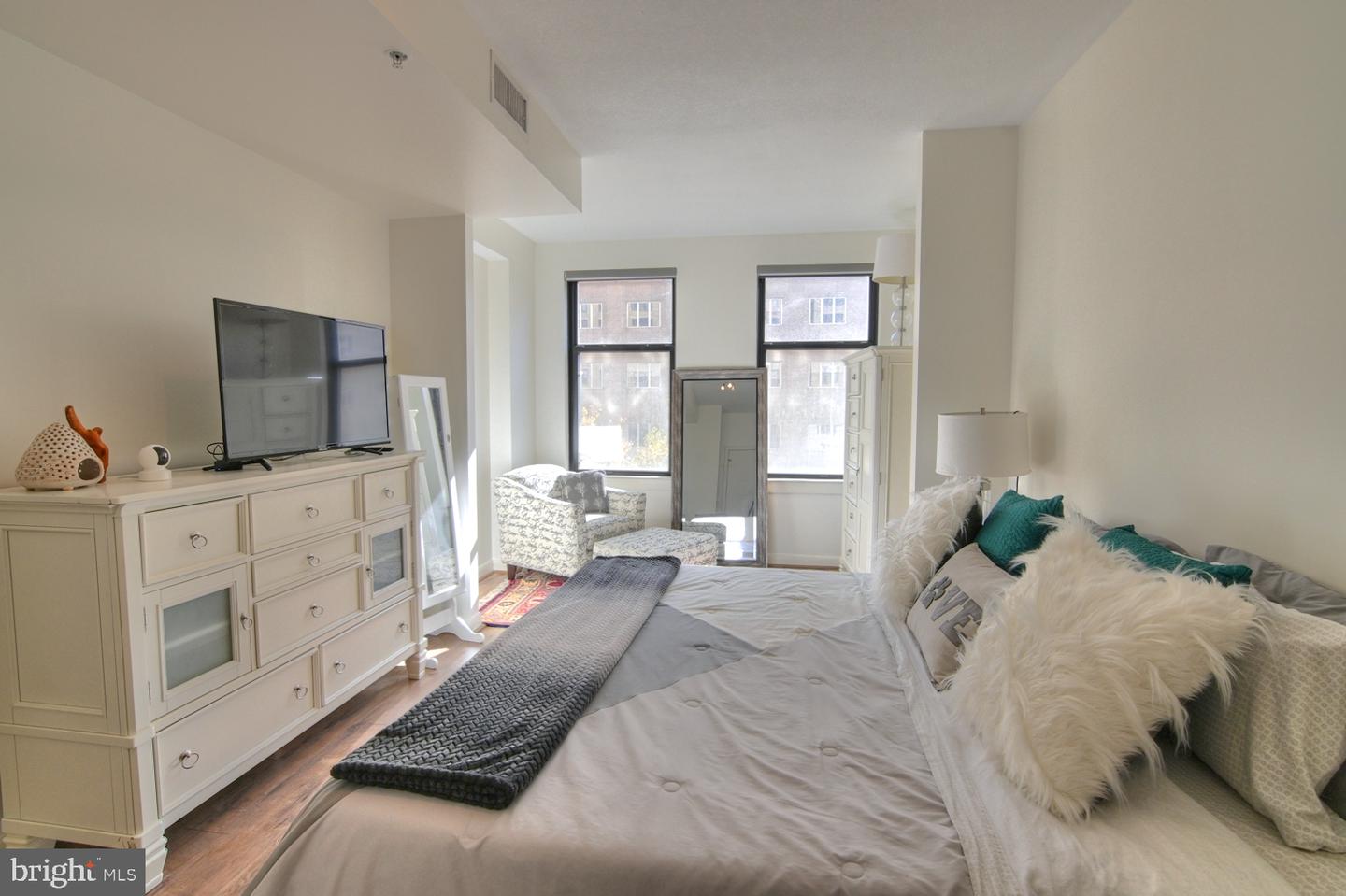 400 Massachusetts Ave Nw #423 Property Photo 33