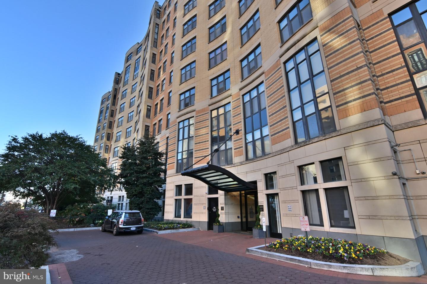 400 Massachusetts Ave Nw #423 Property Photo 77