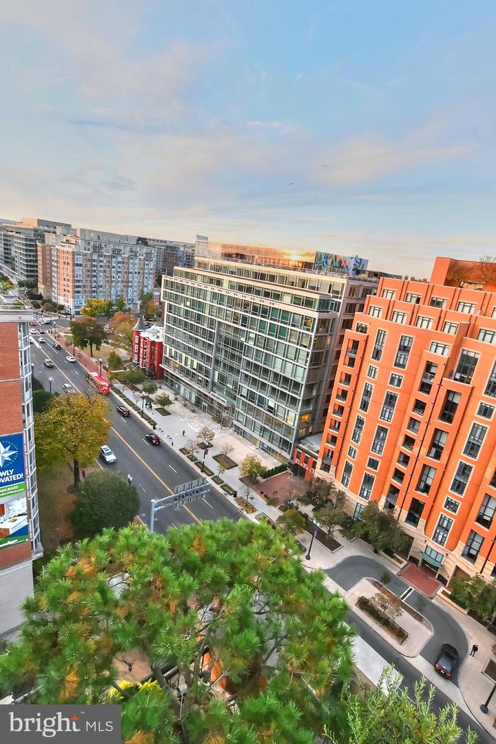 400 Massachusetts Ave Nw #423 Property Photo 87