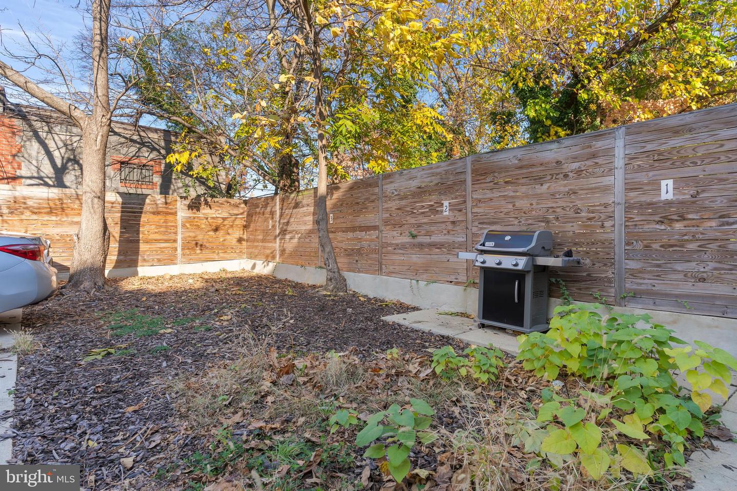 614 I St Ne #1 Property Photo 28