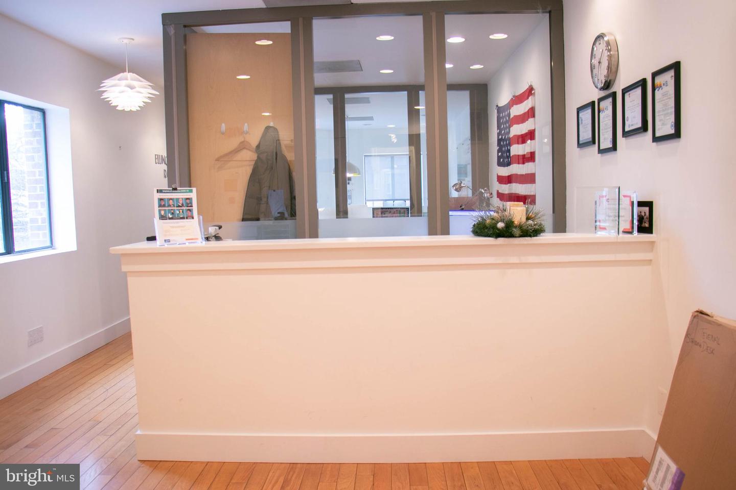 635 Florida Ave Nw #2 Property Photo 4