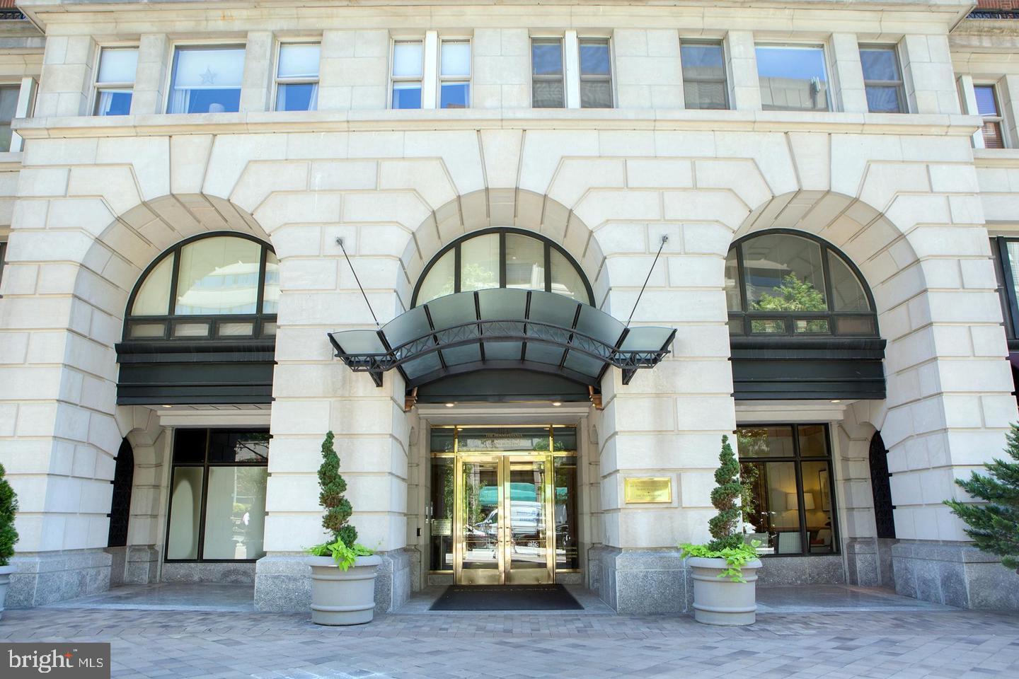 601 Pennsylvania Ave Nw #1003n Property Photo 1