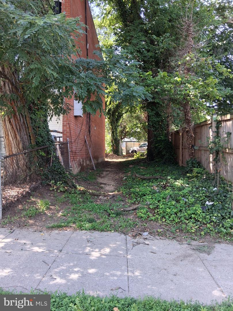1700 T Street St Se Property Photo 1
