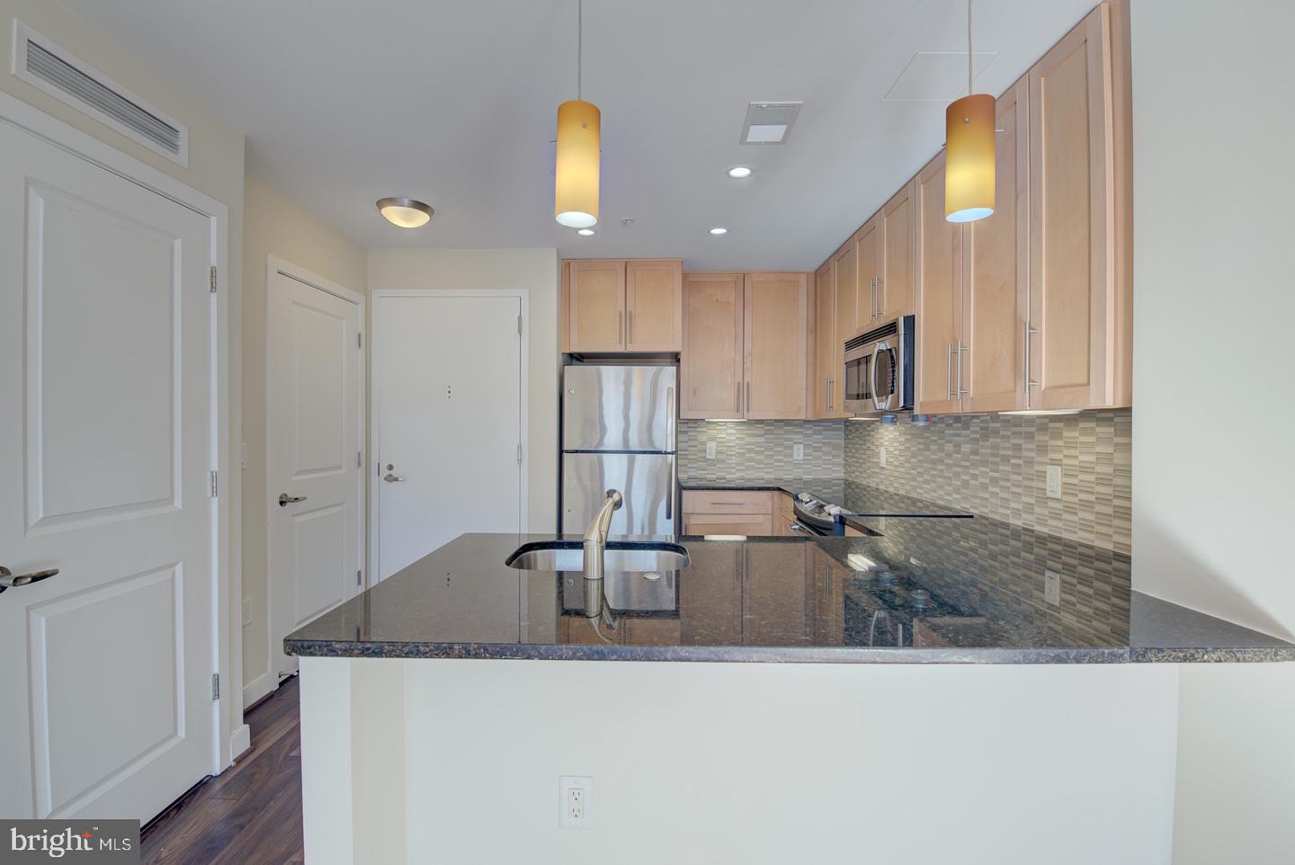 2 M St Ne #1228 Property Photo 9