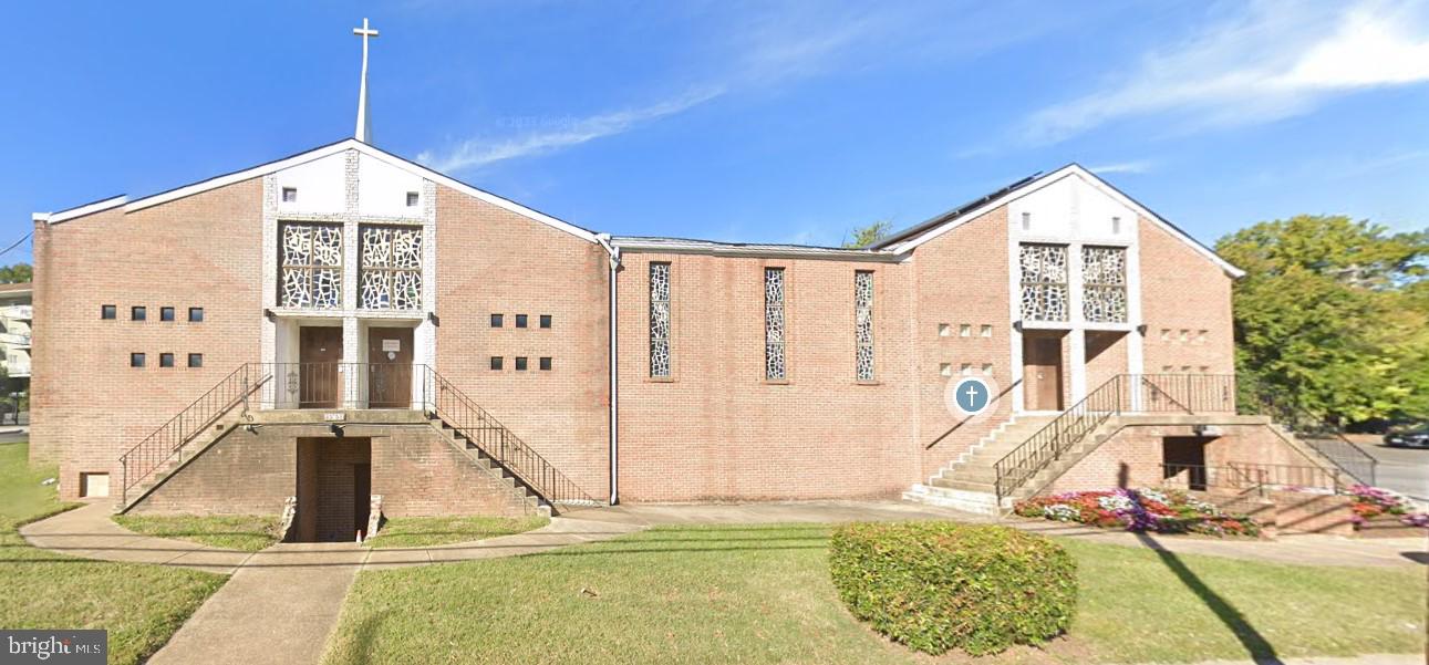 4551 Benning Rd Se Property Photo