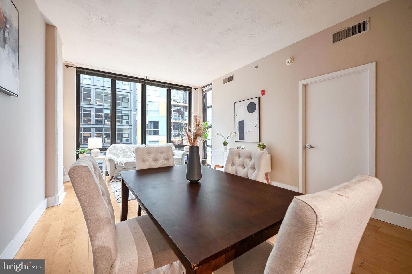 2120 Vermont Ave Nw #402 Property Photo 6
