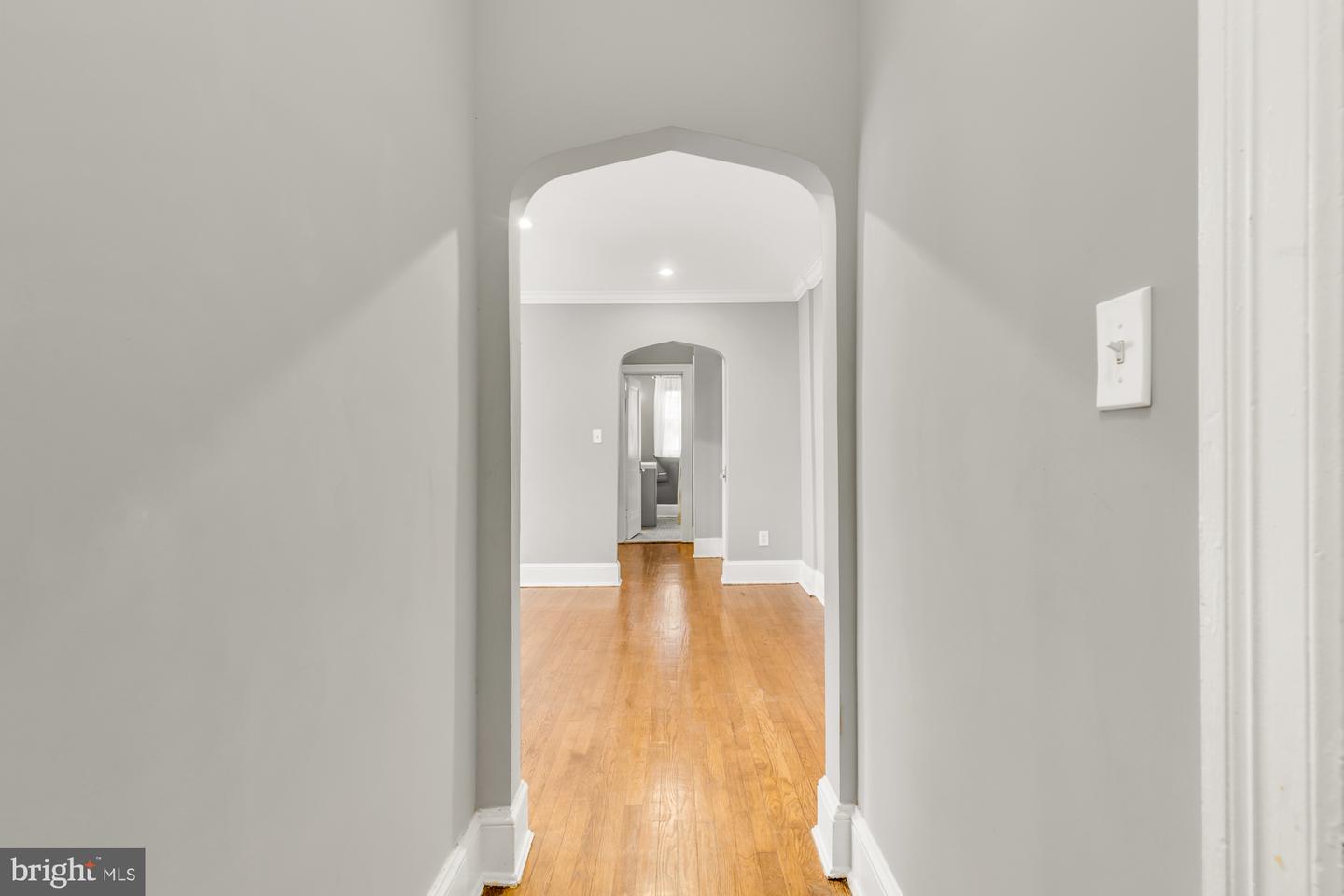 4915 3rd St Nw #102 Property Photo 3