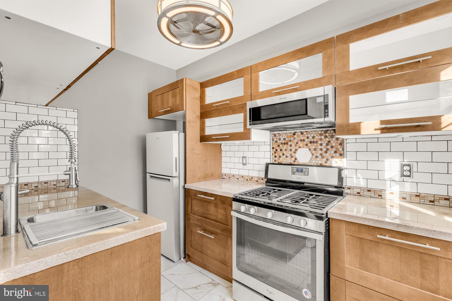 4915 3rd St Nw #102 Property Photo 8