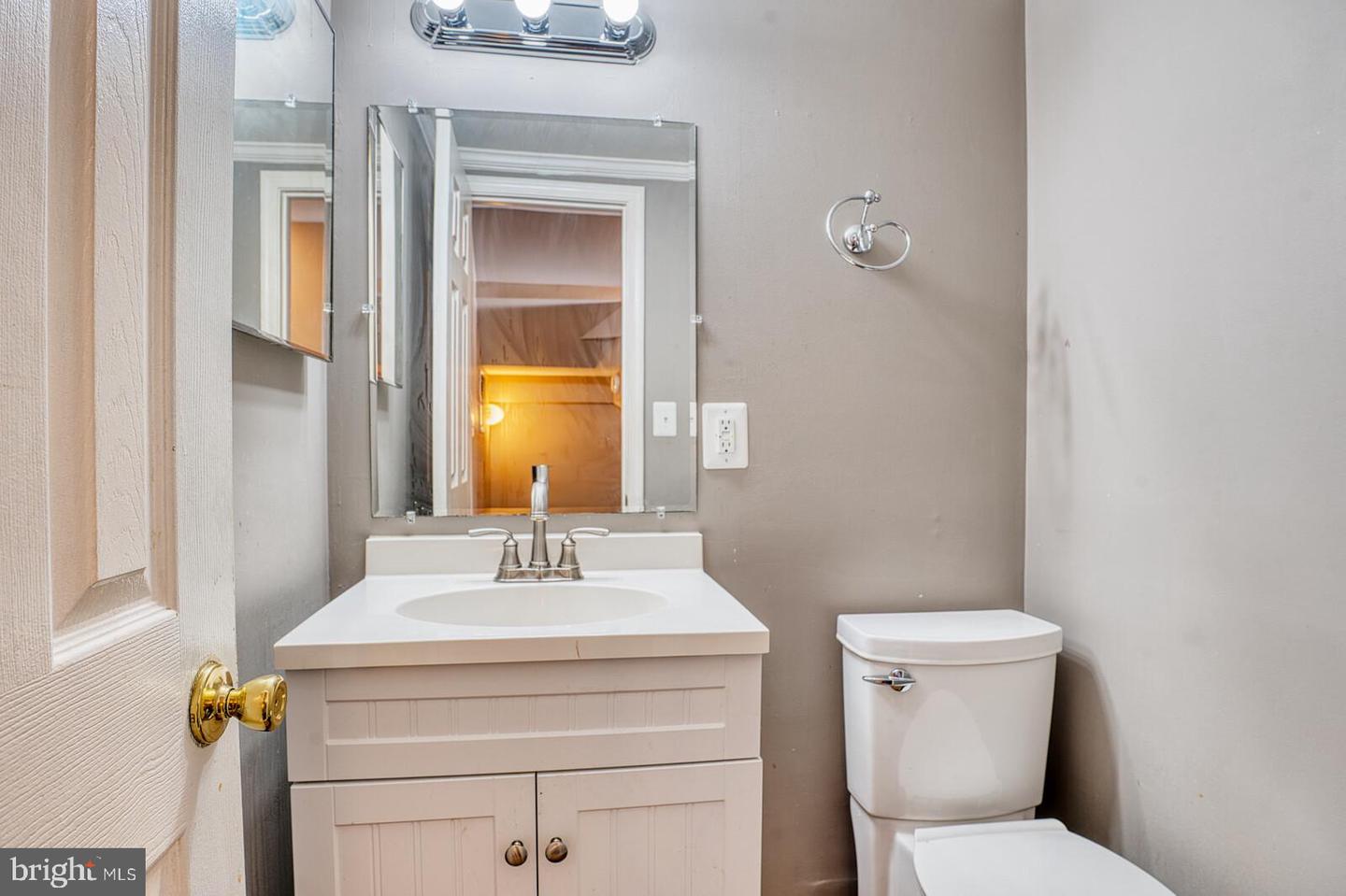 2118 Young St Se Property Photo 22