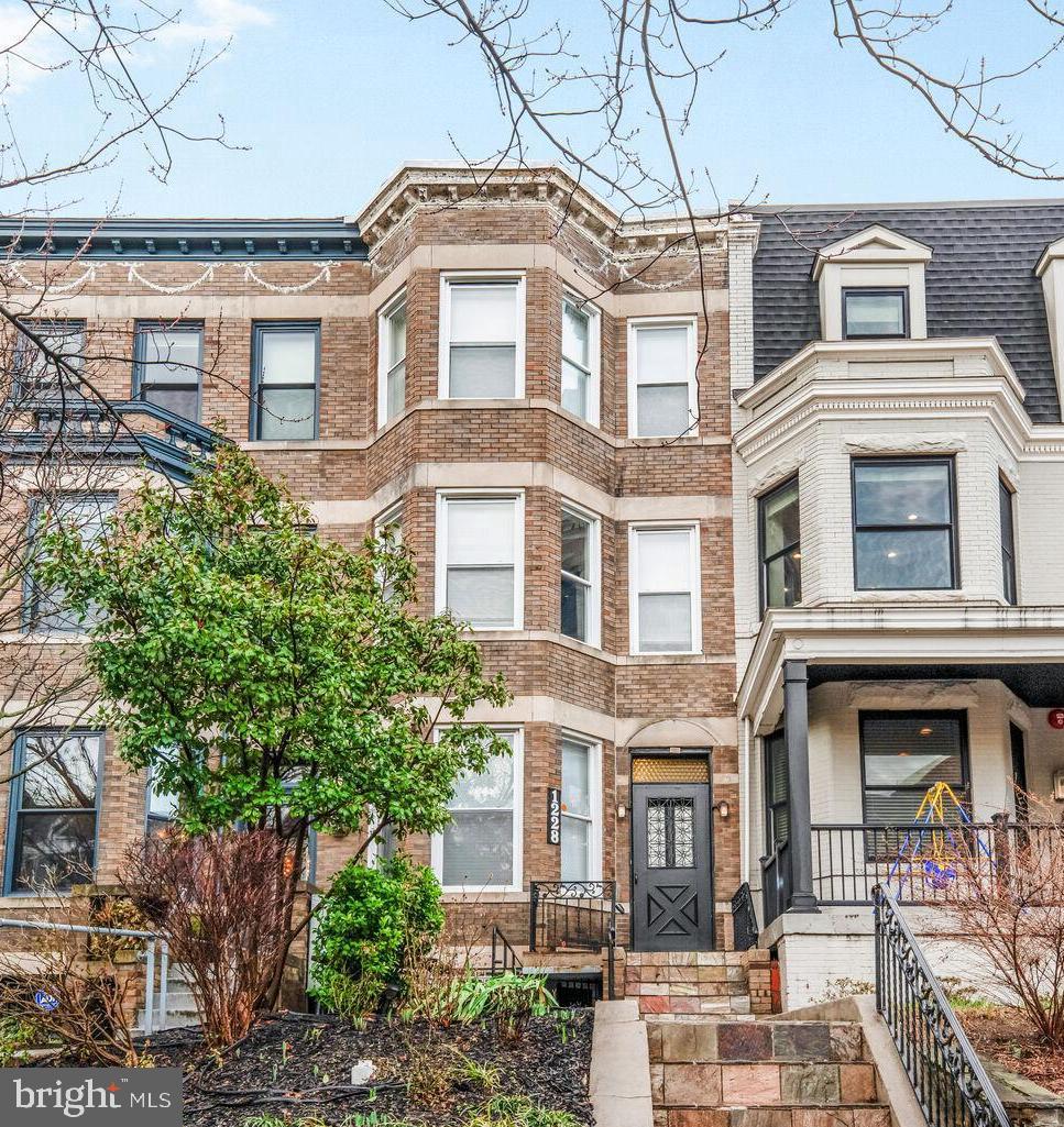 1228 Fairmont St Nw Property Photo