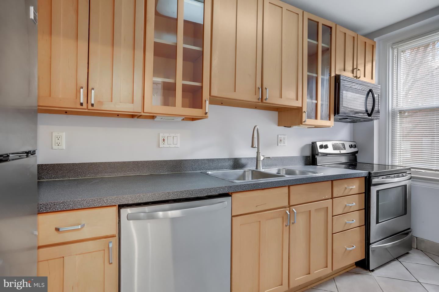 2801 Adams Mill Rd Nw #105 Property Photo 8