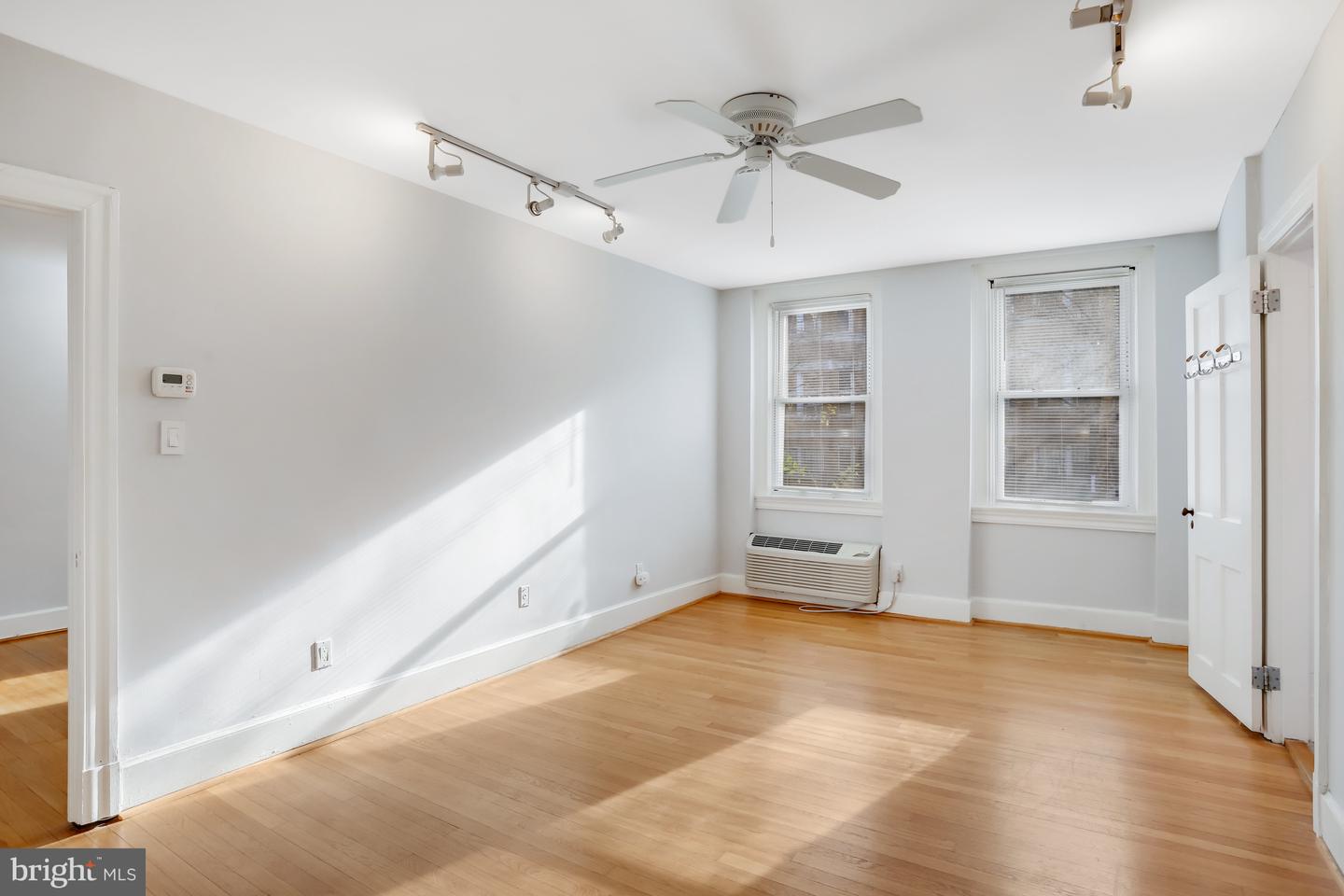 2801 Adams Mill Rd Nw #105 Property Photo 13