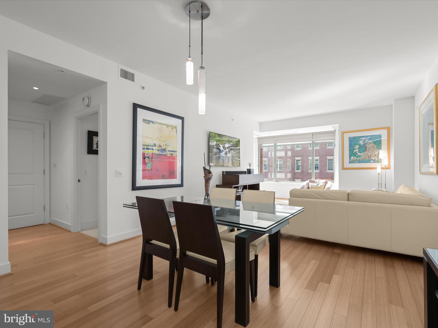 2425 L St Nw #506 Property Photo 8