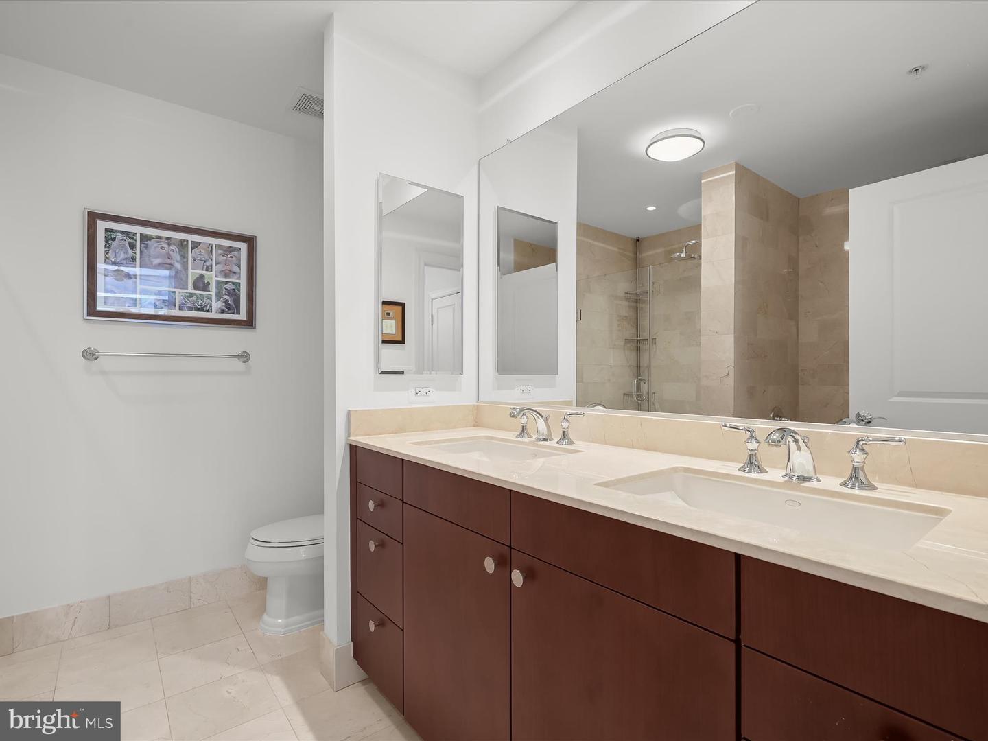 2425 L St Nw #506 Property Photo 20