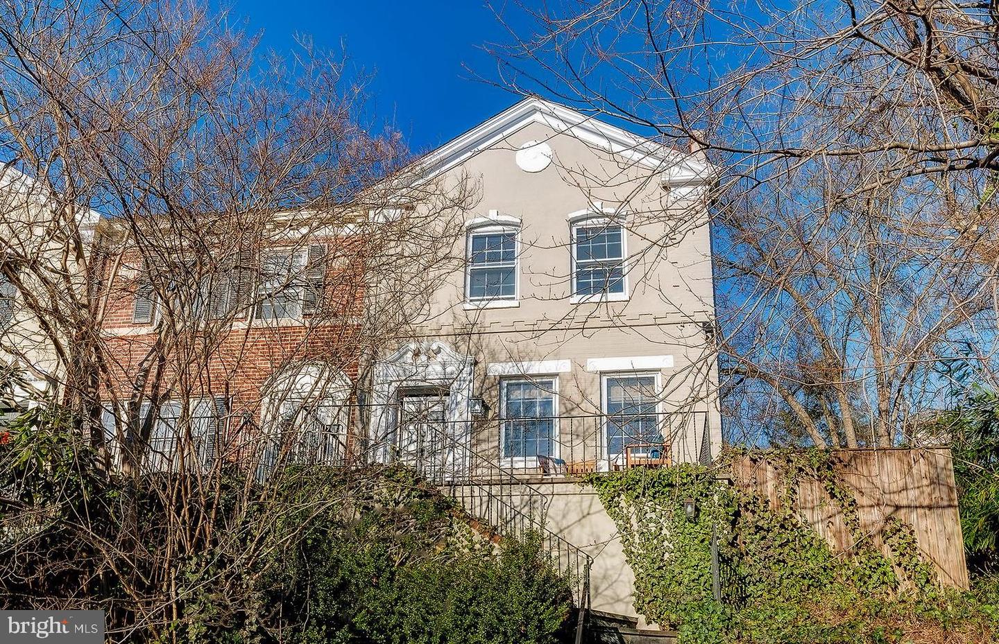 4815 Reservoir Rd Nw Property Photo