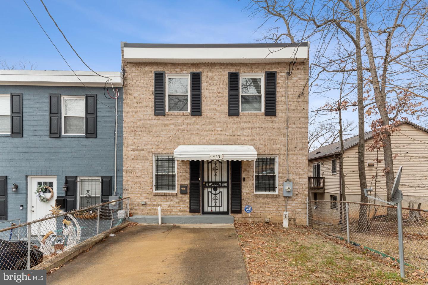 410 59TH ST NE Property Photo 1