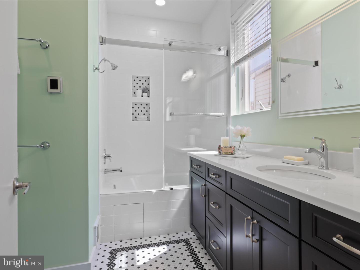 1524 Gales St Ne Property Photo 25