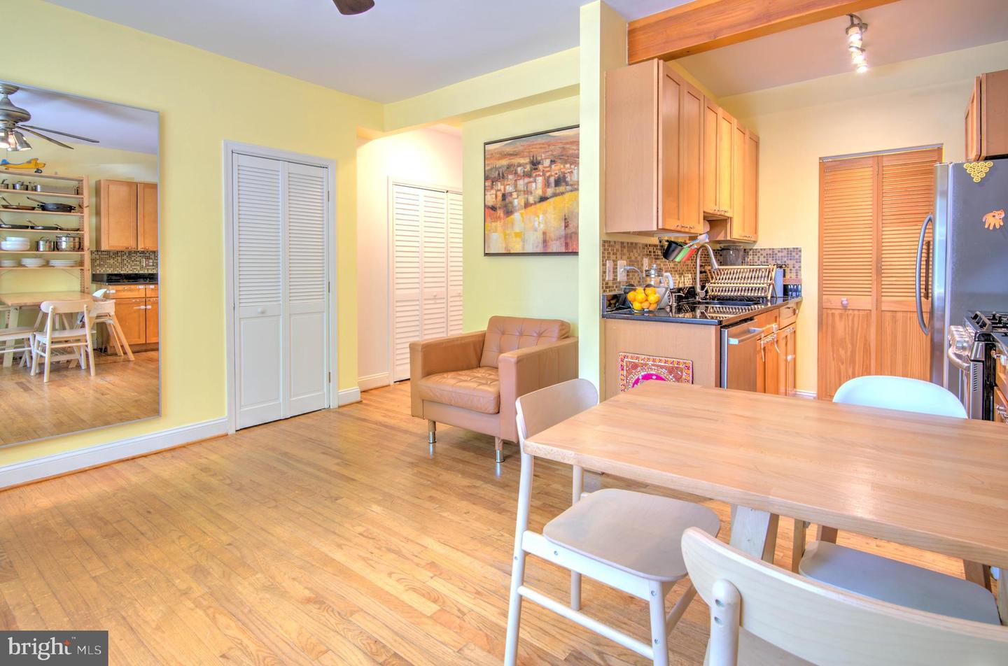 1302 Childress St Ne #4 Property Photo 6