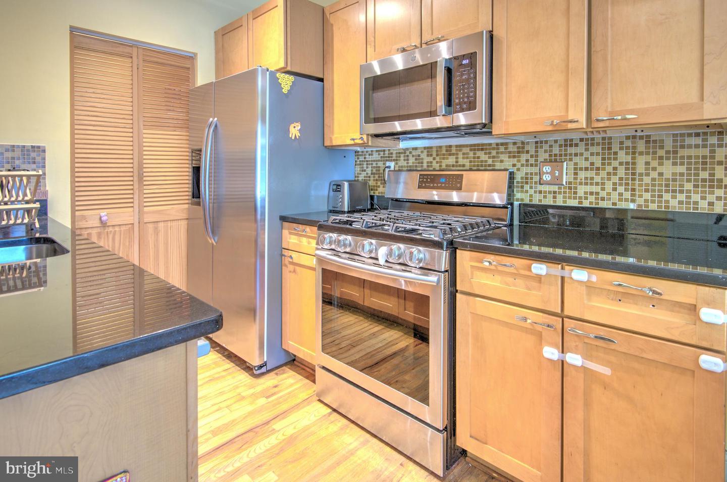 1302 Childress St Ne #4 Property Photo 8
