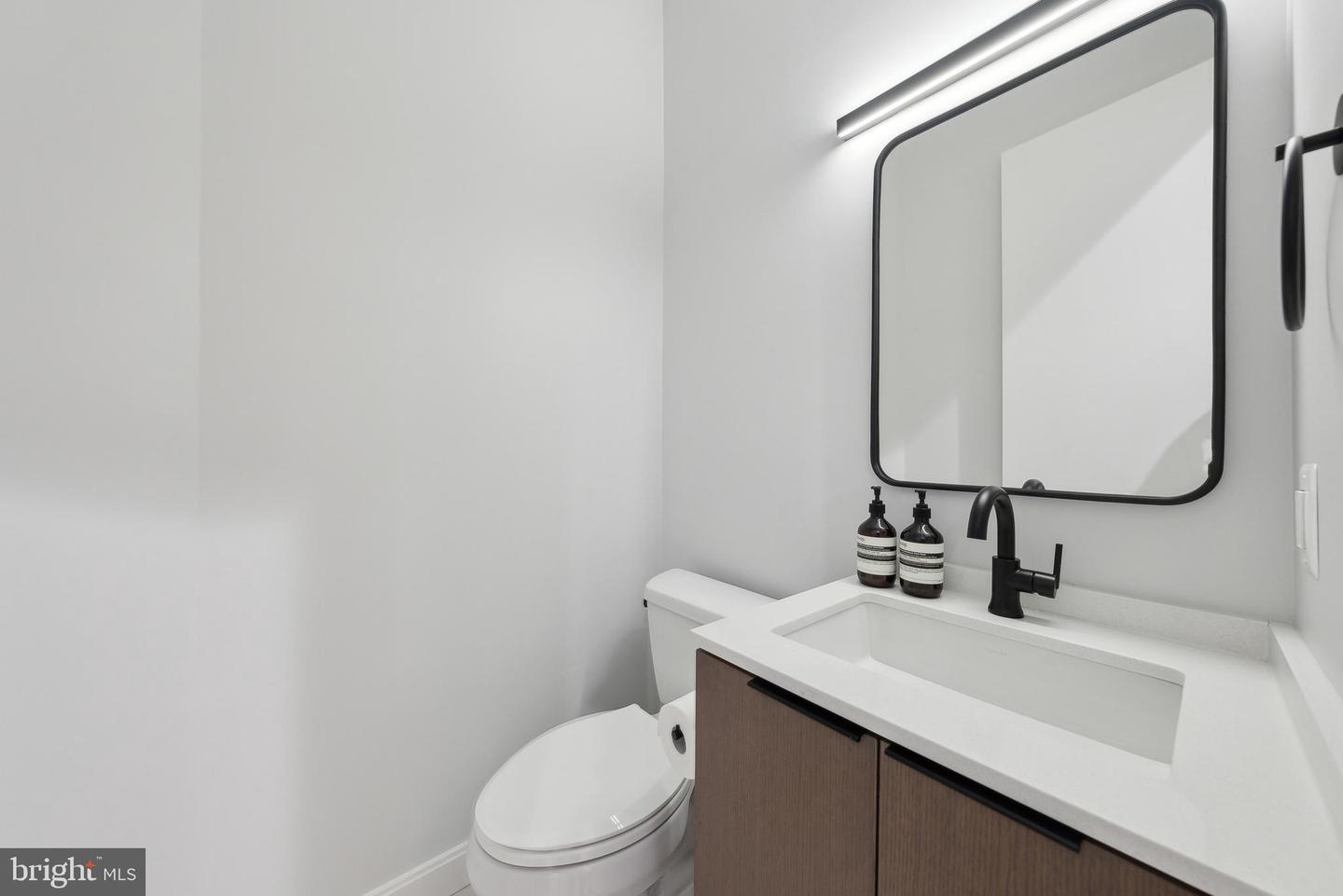 2525 Pennsylvania Ave Nw #301 Property Photo 10