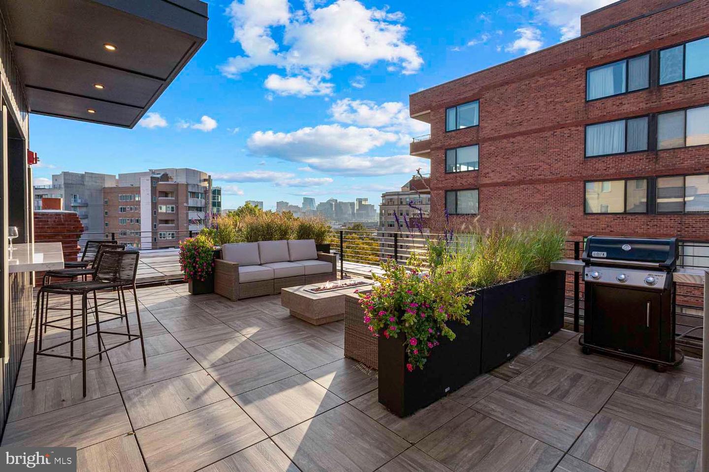 2525 Pennsylvania Ave Nw #301 Property Photo 21