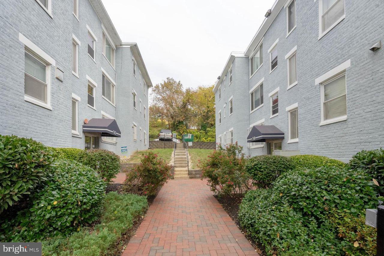 748 Brandywine St Se #101 Property Photo 1