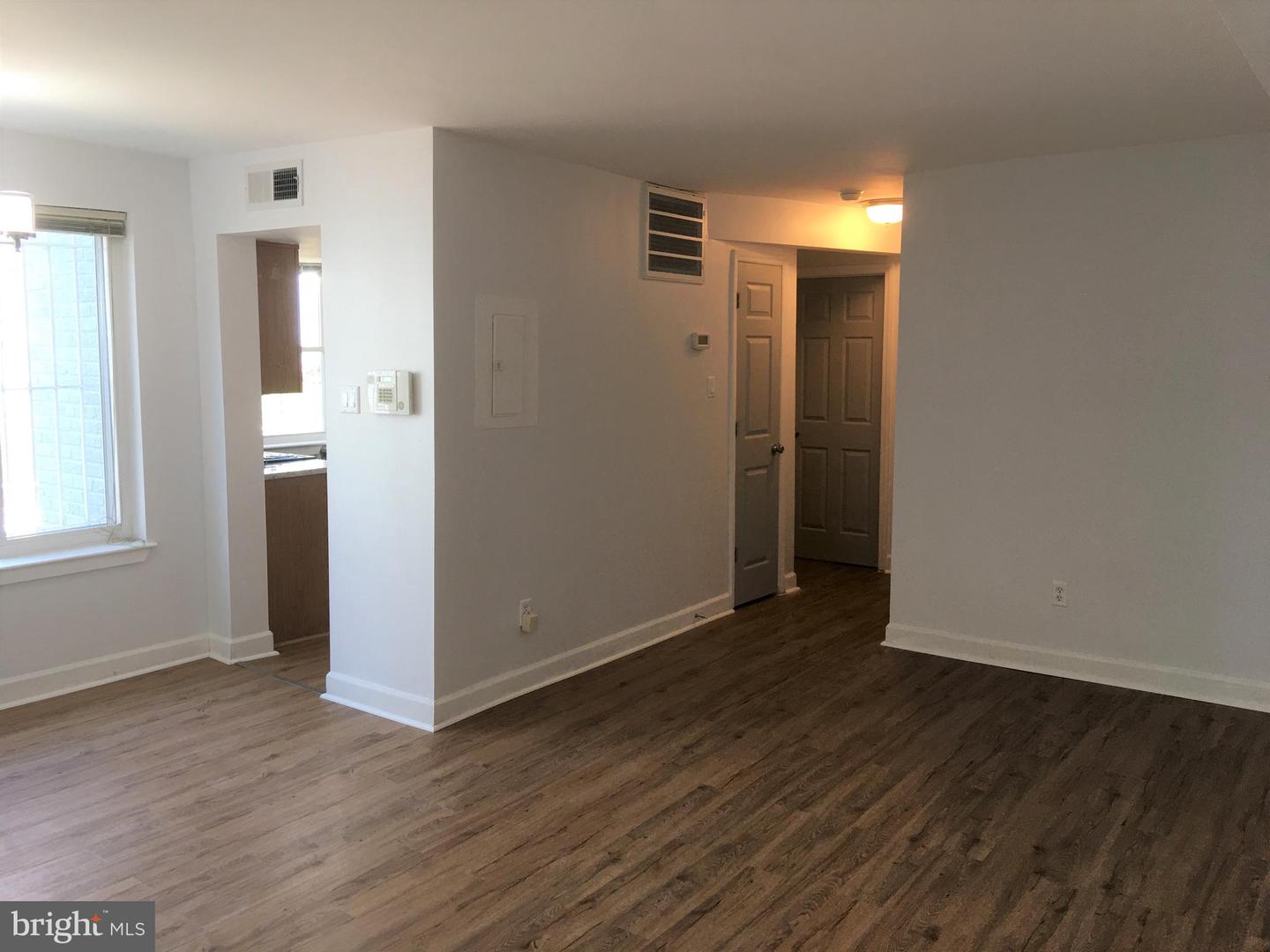 748 Brandywine St Se #101 Property Photo 2