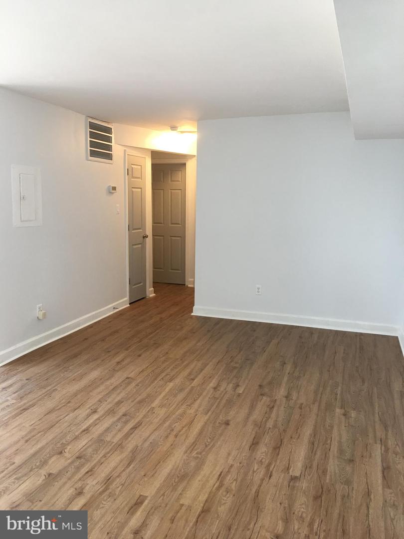 748 Brandywine St Se #101 Property Photo 4
