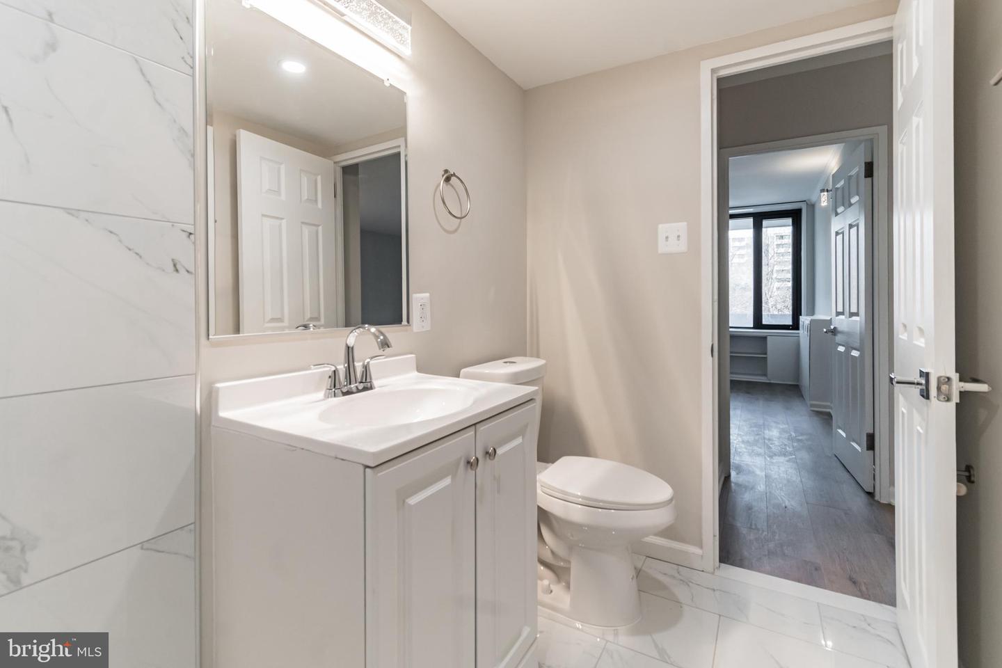 300 M St Sw #n111 Property Photo 21