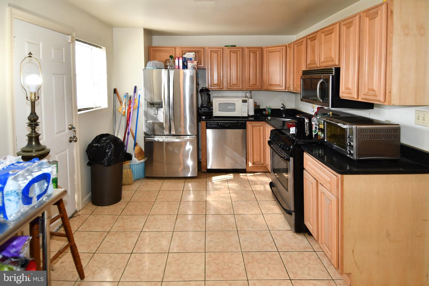 5037 C St Se Property Photo 7