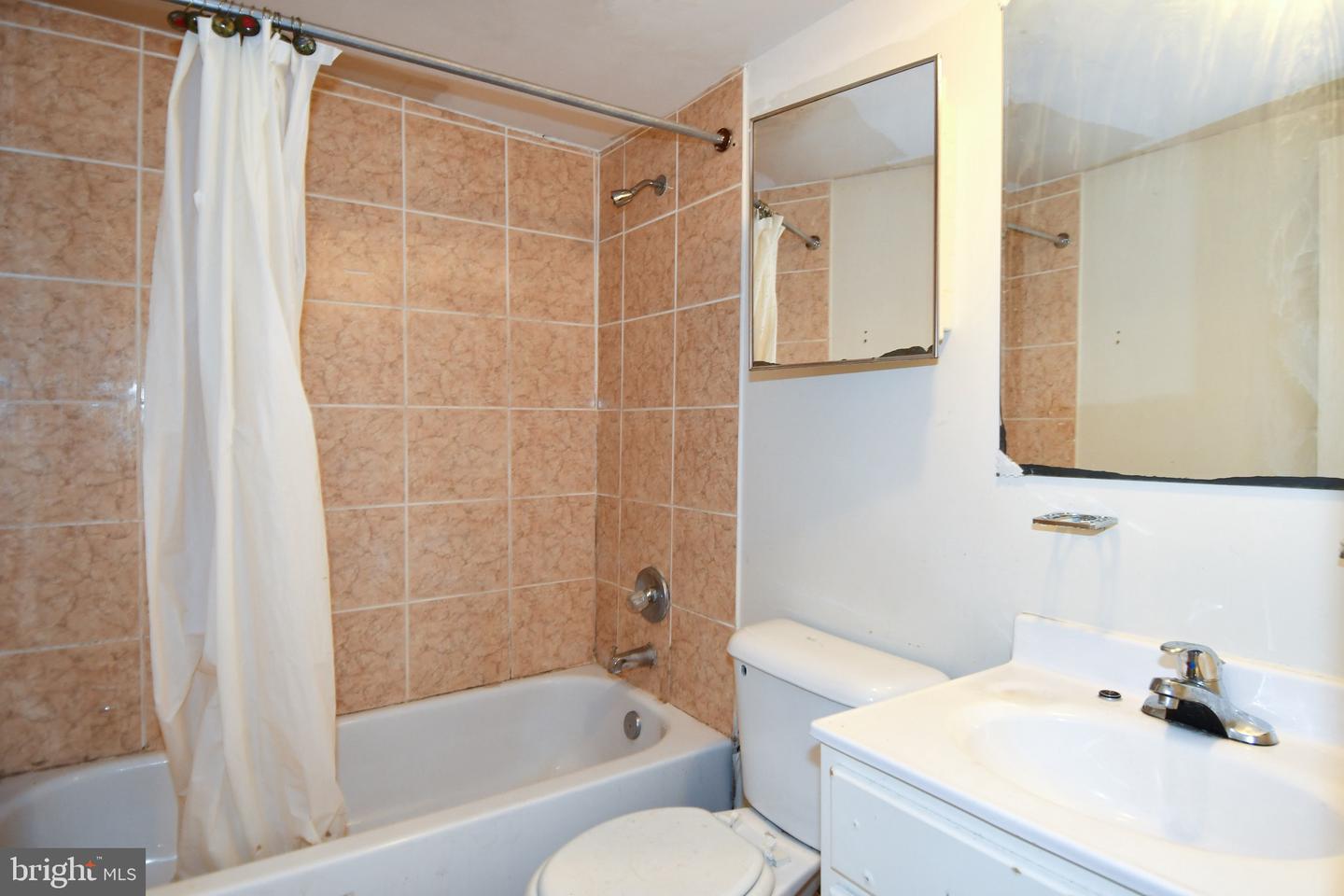 5037 C St Se Property Photo 15